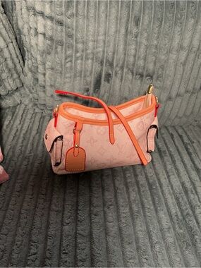 Pink and Orange Contrast-Trim Women's Shoulder Bag